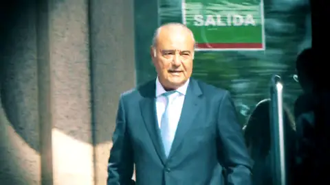 Carlos Iglesias se niega a declarar por su supuesto fraude a Hacienda: ¿Cuál es su relación actual con Julio Iglesias Jr.? Carlos Iglesias se niega a declarar por su supuesto fraude a Hacienda: ¿Cuál es su relación actual con Julio Iglesias Jr.?