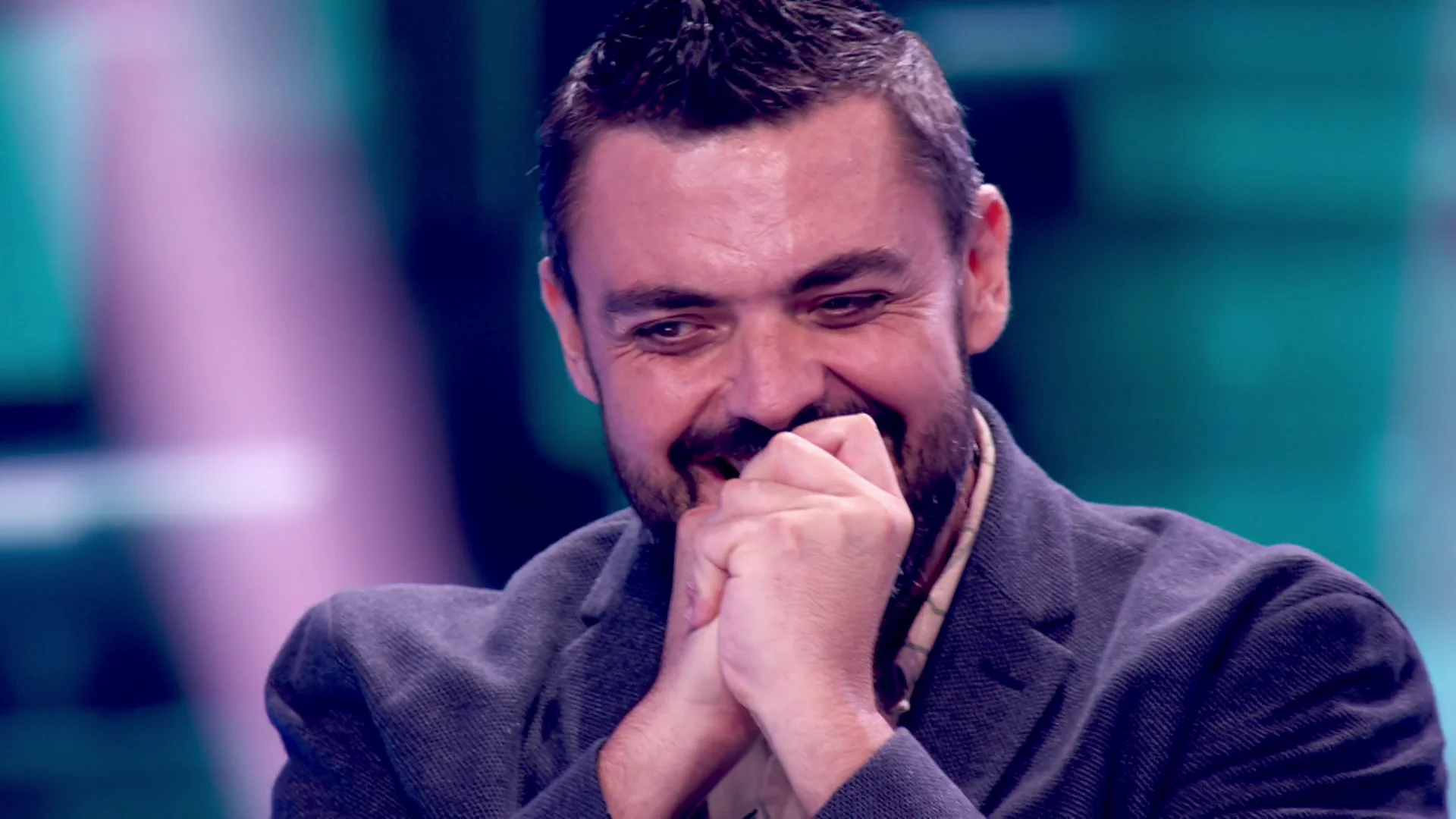 Alejandro derrota a Toni… ¡y se convierte en el ganador del séptimo programa! Alejandro derrota a Toni… ¡y se convierte en el ganador del séptimo programa!