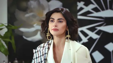 Şahika arremete contra Yiğit y jura vengarse: “Habéis separado a dos hermanos” Şahika arremete contra Yiğit y jura vengarse: “Habéis separado a dos hermanos”