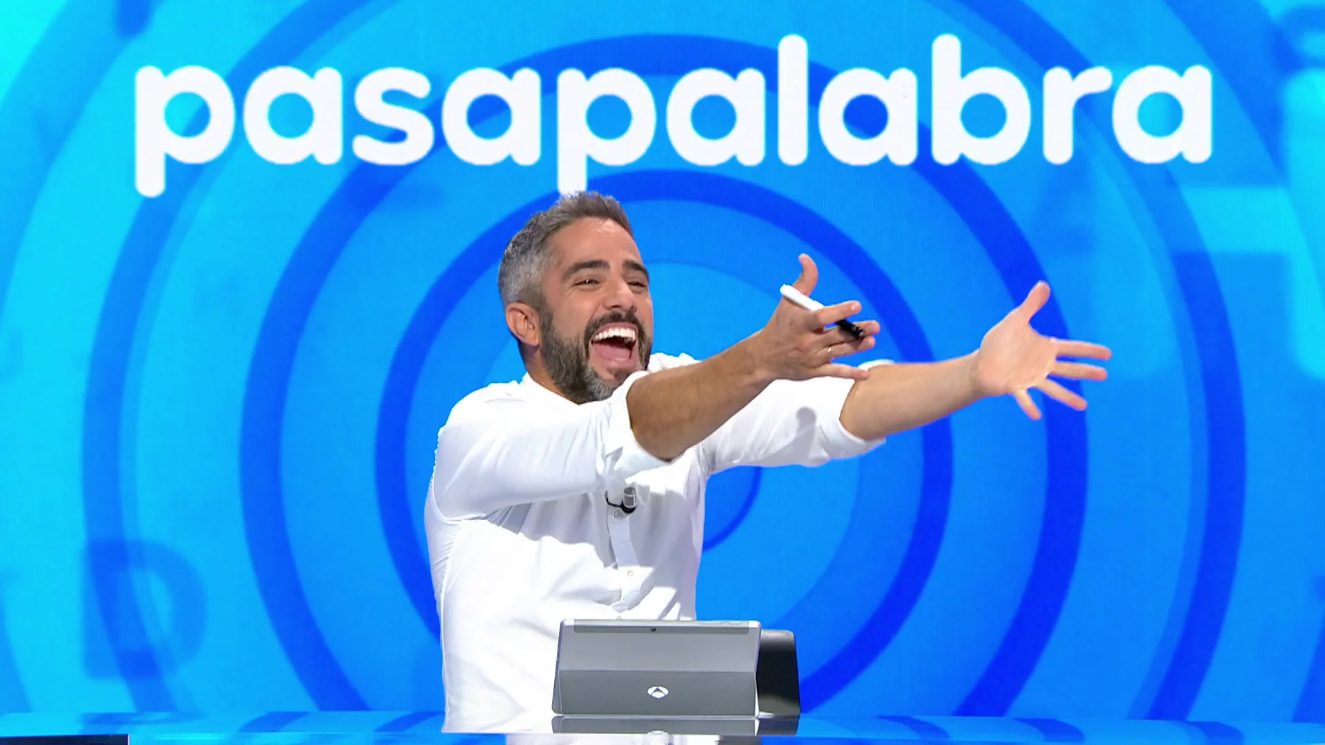 Roberto Leal cae rendido ante Pablo Carbonell en La Pista: &ldquo;&iexcl;Te quiero!&rdquo; 