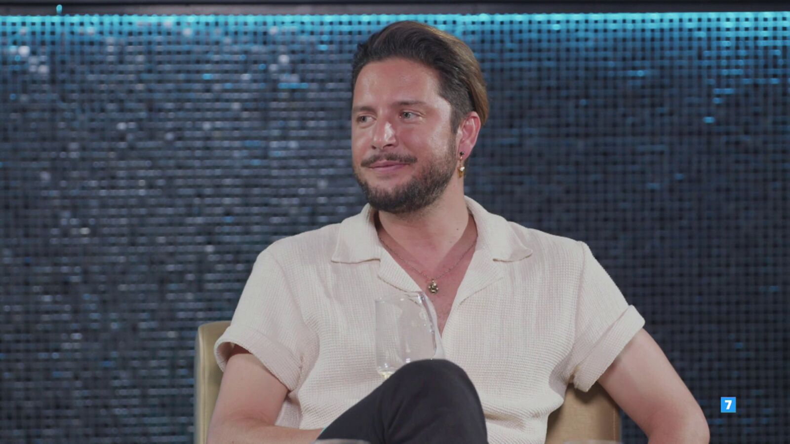 Manuel Carrasco y Almudena Navalón revelan a Joaquín cómo se conocieron