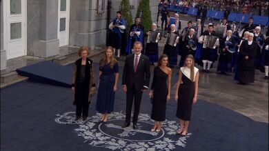 La Familia Real llega a la gala de los premios Princesa de Asturias 2023, que premiará a Meryl Streep