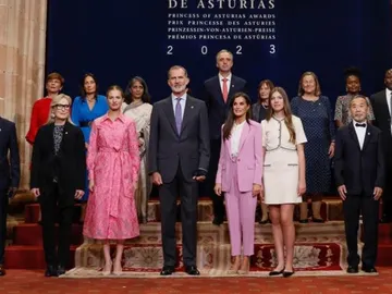 El saludo de la reina Letizia a 'Y ahora Sonsoles' en los Premios Princesa de Asturias 2023 El saludo de la reina Letizia a 'Y ahora Sonsoles' en los Premios Princesa de Asturias 2023