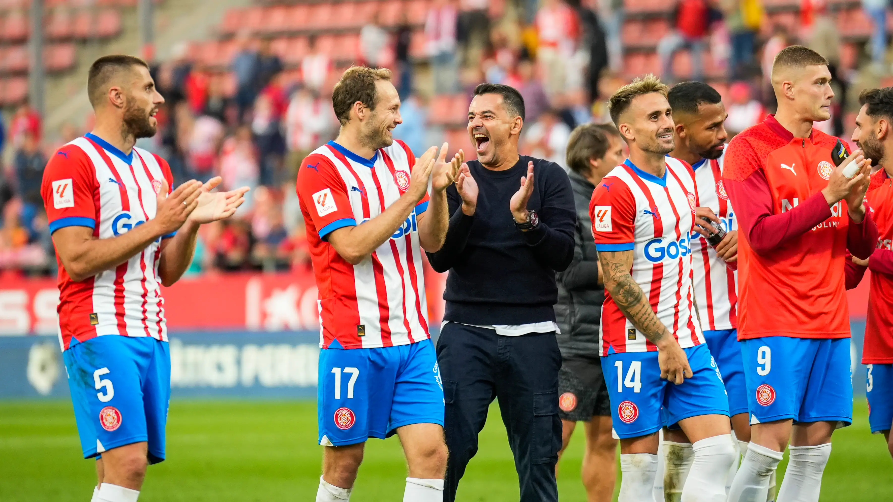 Los jugadores del Girona celebran la victoria ante el Almer&iacute;a