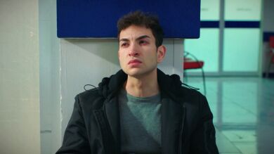 En el último capítulo de Hermanos: La importante decisión de Tolga ante la inesperada muerte de su hermana Leyla 