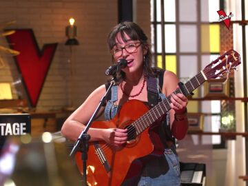 Marta exhibe personalidad y fuerza con su guitarra en El Regreso para volver a La Voz