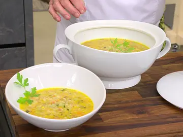 Sopa de verduras con pasta Sopa de verduras con pasta
