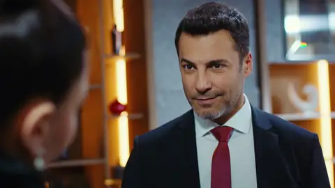 El tonteo de Ender y Kaya, cada vez más evidente: “¿Insinúas que tu marido te tiene descuidada?” El tonteo de Ender y Kaya, cada vez más evidente: “¿Insinúas que tu marido te tiene descuidada?”