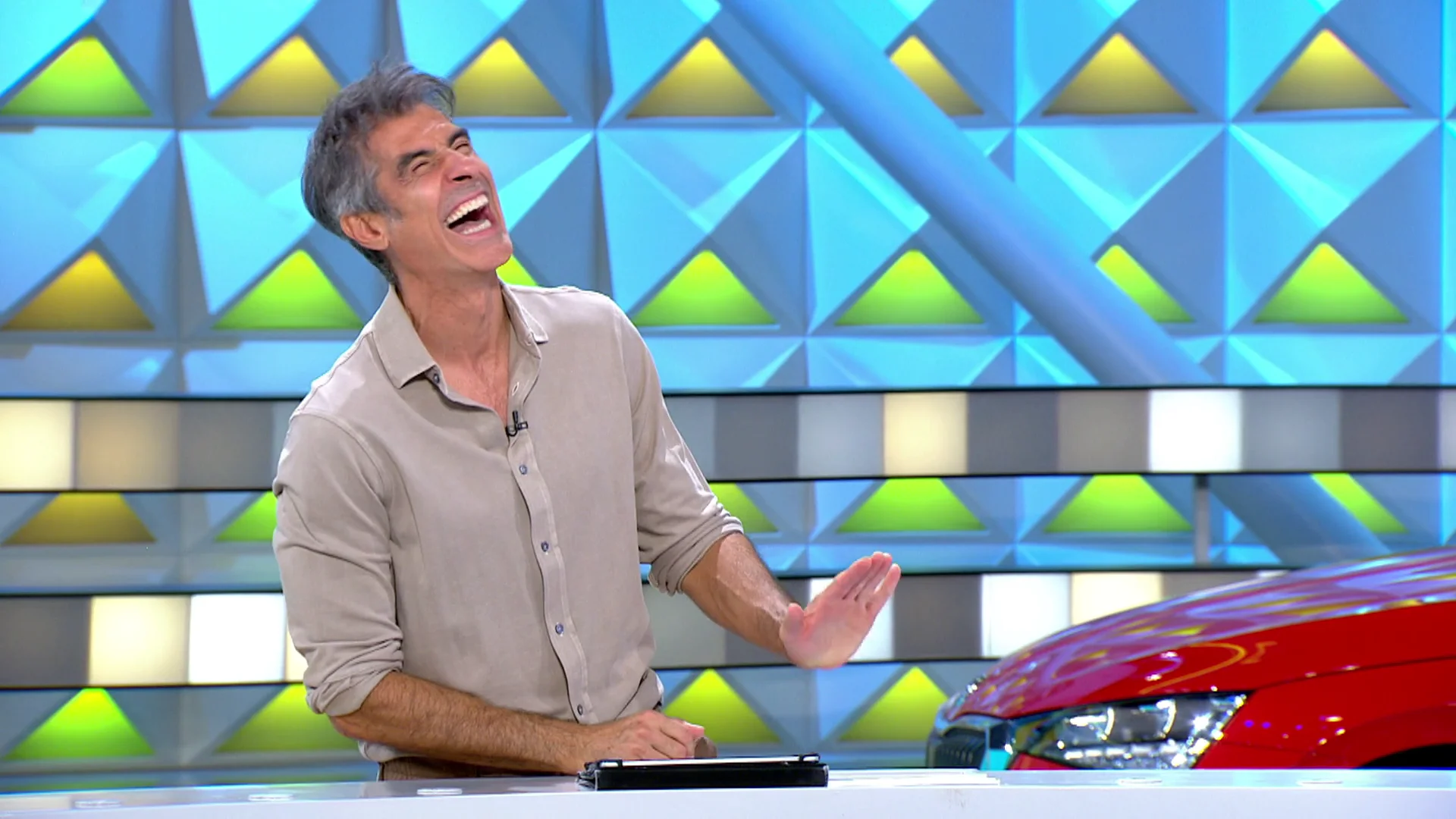 Jorge Fern&aacute;ndez, a la banda de La ruleta: &ldquo;Qu&eacute; jeta ten&eacute;is, la mayor&iacute;a de las canciones que toc&aacute;is no os la sab&eacute;is&rdquo;