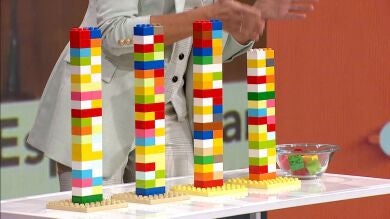 Explicamos la reducción de la jornada laboral con 4 bloques de construcción de juguete: esto es lo que trabajaríamos un mes