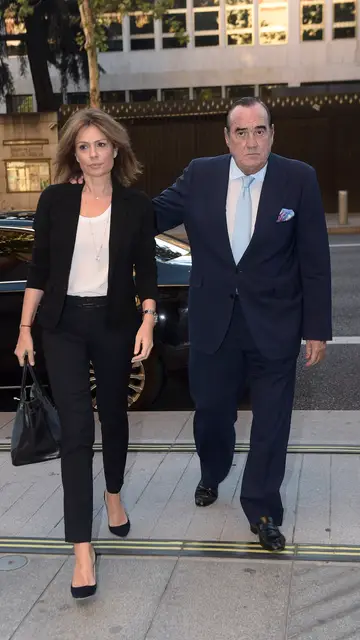 Fernando Fernández Tapias y Nuria González en el funeral de Isidoro Álvarez Fernando Fernández Tapias y Nuria González en el funeral de Isidoro Álvarez