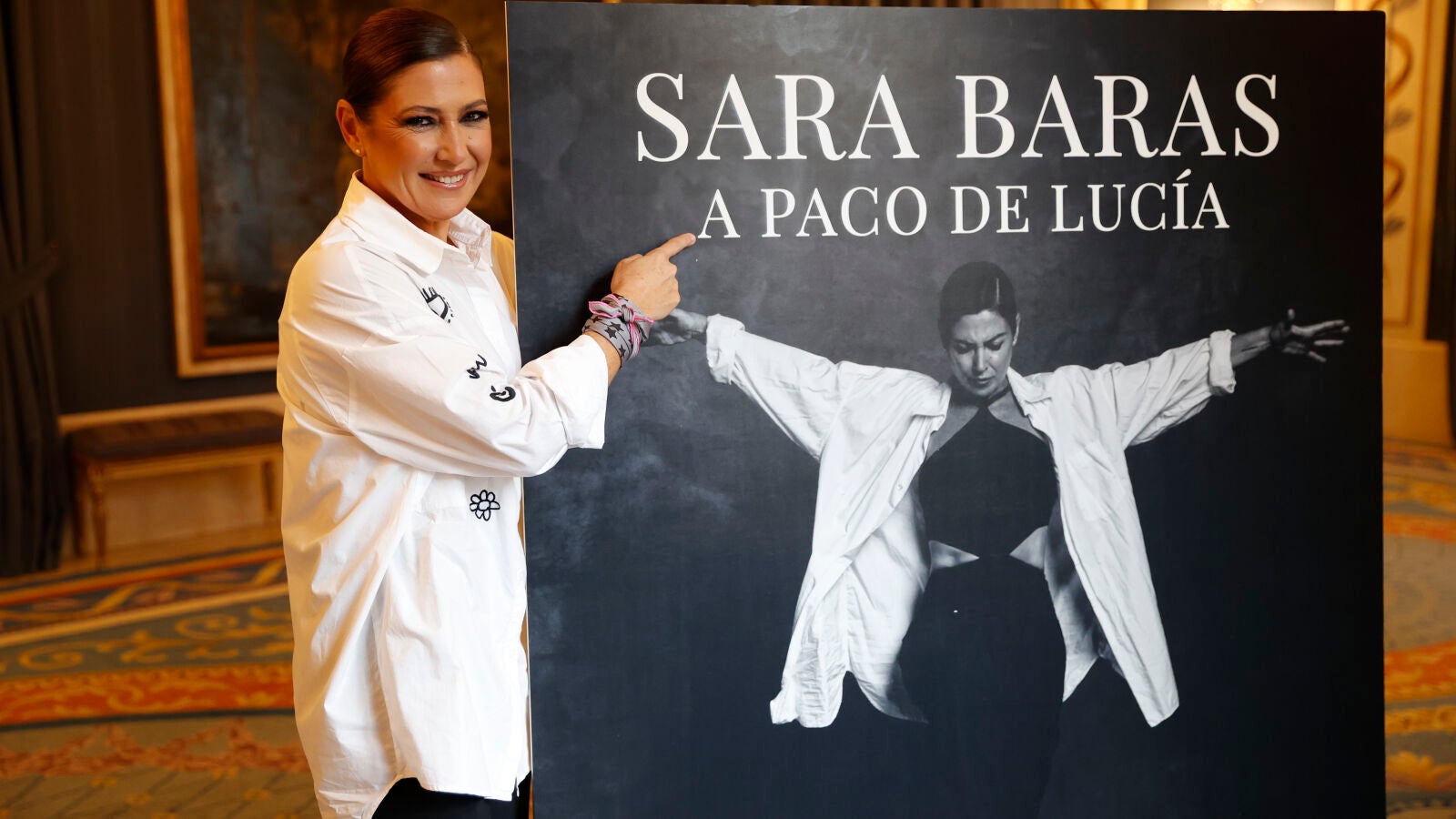 Sara Baras 'vuela' con Paco de Lucía, el homenaje de la bailaora al genio de la guitarra