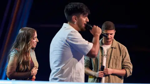 Carmen, Carlos y Raúl en la Gran Batalla de La Voz Carmen, Carlos y Raúl en la Gran Batalla de La Voz