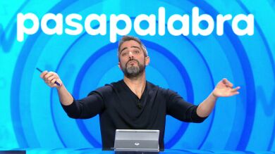 Óscar se pone estricto con Roberto Leal: el presentador pide “perdón” y rectifica