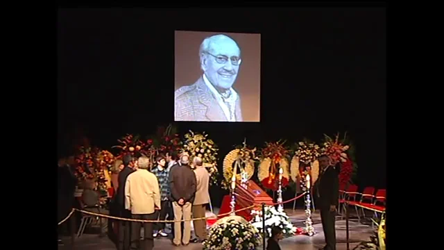 Efem&eacute;rides de hoy 3 de noviembre de 2023: Capilla ardiente de Jos&eacute; Luis L&oacute;pez V&aacute;zquez