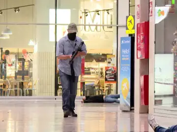 Simulan un atentado terrorista en Barcelona Simulan un atentado terrorista en Barcelona