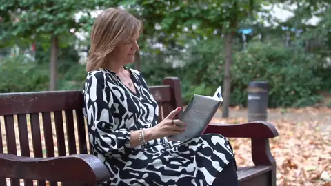 Annie Lyons con su nueva novela Annie Lyons con su nueva novela