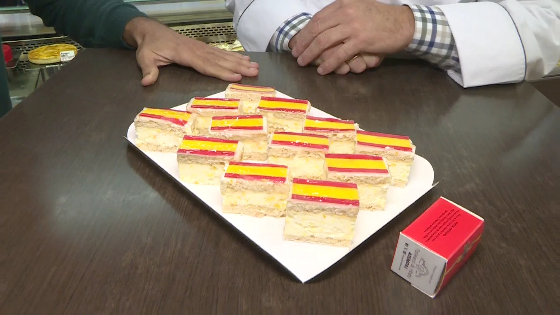 Los pasteles que conmemoran la jura de la Constitución de Leonor: "Muy emocionado" Los pasteles que conmemoran la jura de la Constitución de Leonor: "Muy emocionado"
