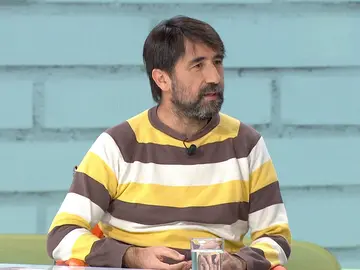 Deja la enseñanza por hartazgo de sus alumnos: "Navajazos entre ellos o hacia docentes" Deja la enseñanza por hartazgo de sus alumnos: "Navajazos entre ellos o hacia docentes"