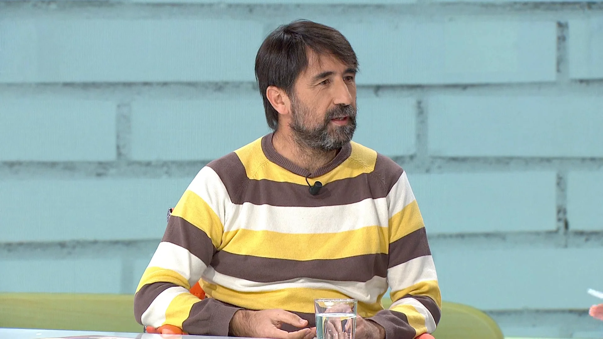 Deja la enseñanza por hartazgo de sus alumnos: "Navajazos entre ellos o hacia docentes" Deja la enseñanza por hartazgo de sus alumnos: "Navajazos entre ellos o hacia docentes"