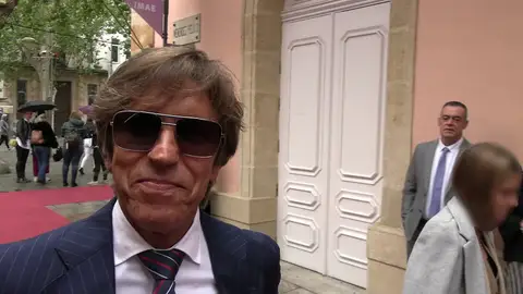 Manuel Díaz El Cordobés se encuentra por primera vez con su hermana Manuel Díaz El Cordobés se encuentra por primera vez con su hermana