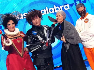 Roberto Leal, más loco que nunca: tras las cámaras del aterrador Halloween de Pasapalabra Roberto Leal, más loco que nunca: tras las cámaras del aterrador Halloween de Pasapalabra