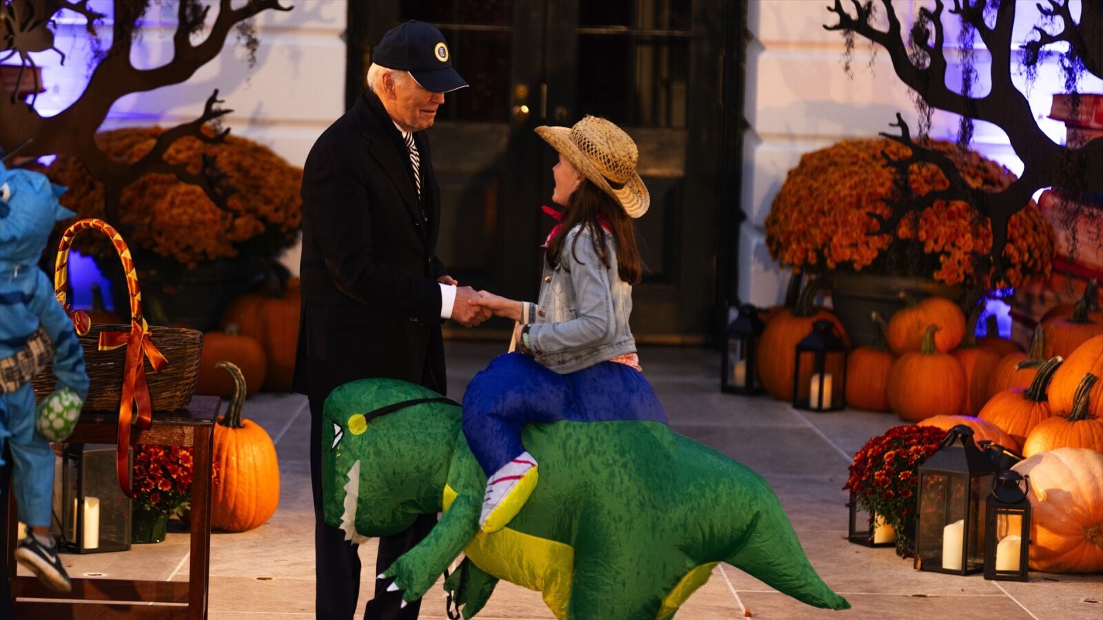 Los Biden celebran Halloween en la Casa Blanca