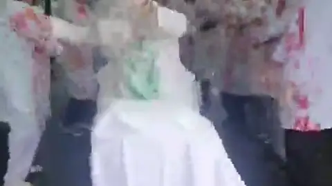 El baile a ritmo de Michael Jackson en una residencia de Ourense El baile a ritmo de Michael Jackson en una residencia de Ourense