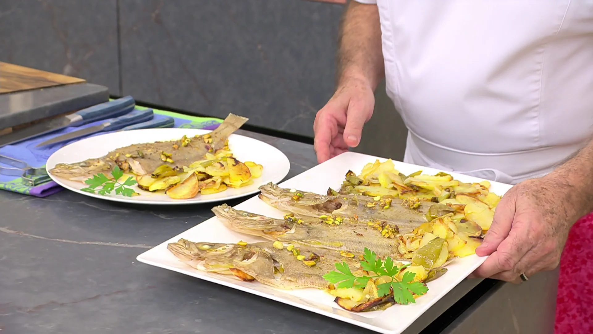 Gallo al horno con patatas panadera, de Argui&ntilde;ano: "&iexcl;Esta receta es caballo ganador!"