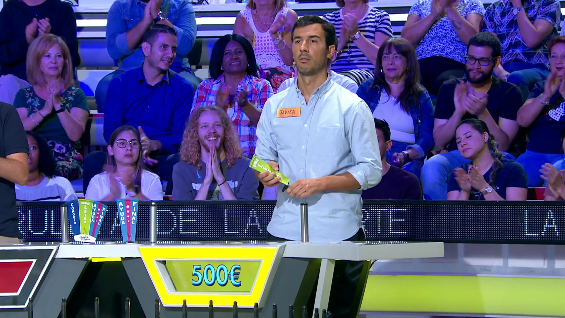 Los nervios traicionan a Javier, que repite de forma consecutiva dos letras en el mismo panel