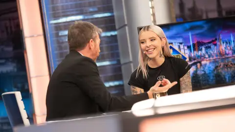 El importante mensaje de Young Miko en apoyo al colectivo LGTBIQ+: "Hay que dejarse querer y ser uno mismo" El importante mensaje de Young Miko en apoyo al colectivo LGTBIQ+: "Hay que dejarse querer y ser uno mismo"