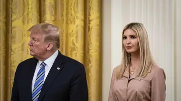 Donald Trump junto a su hija Ivanka