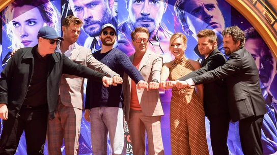 Hemsworth, Evans, Downey, Johansson, Renner y Ruffalo; los Vengadores originales Hemsworth, Evans, Downey, Johansson, Renner y Ruffalo; los Vengadores originales