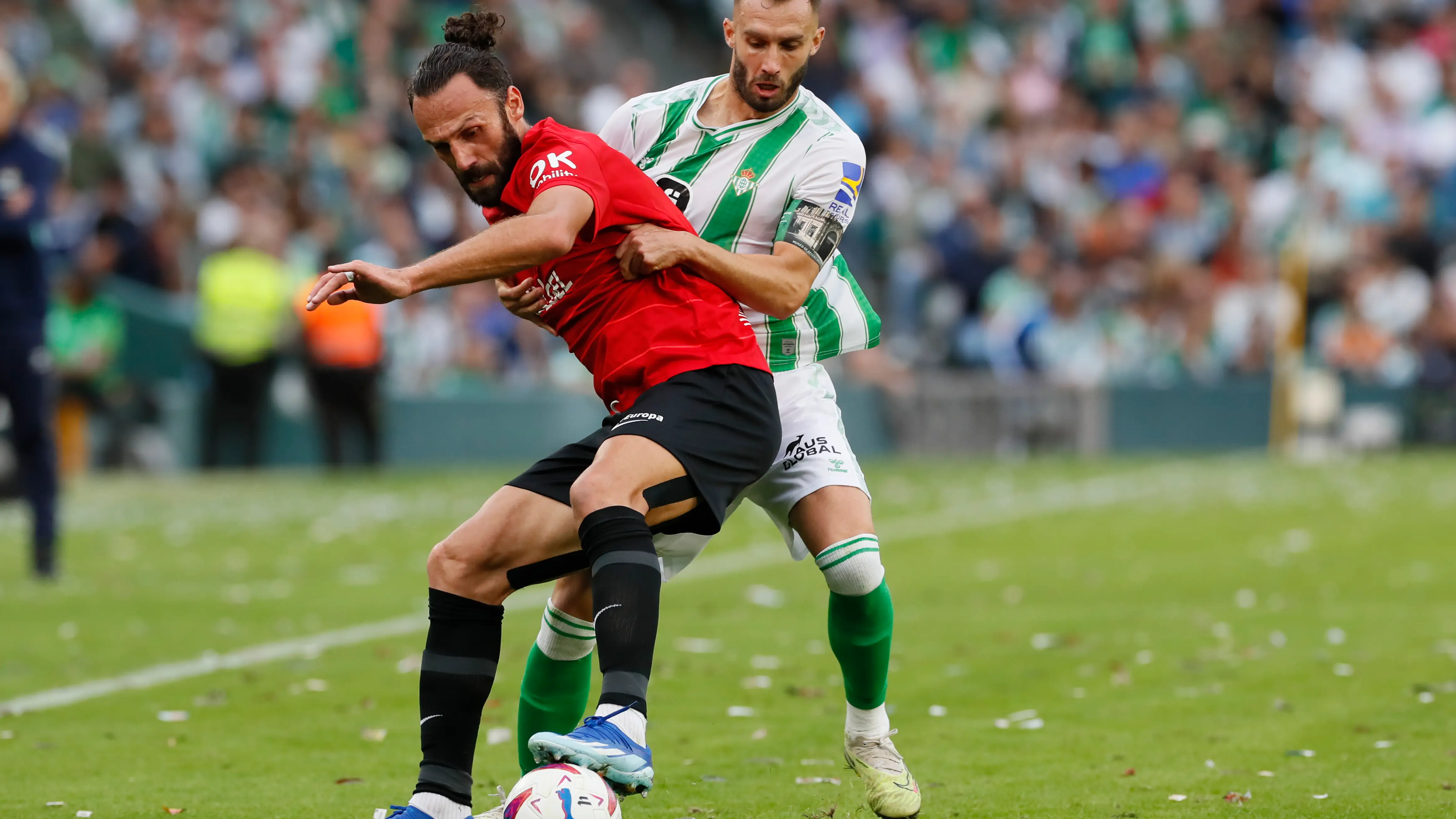 Vedat Muriqi, en acción ante el Betis Vedat Muriqi, en acción ante el Betis