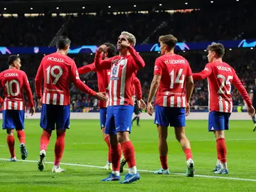 Los jugadores del Atlético celebran un gol de Antoine Griezmann Los jugadores del Atlético celebran un gol de Antoine Griezmann