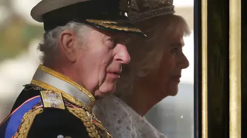 El rey Carlos III y la reina Camilla El rey Carlos III y la reina Camilla