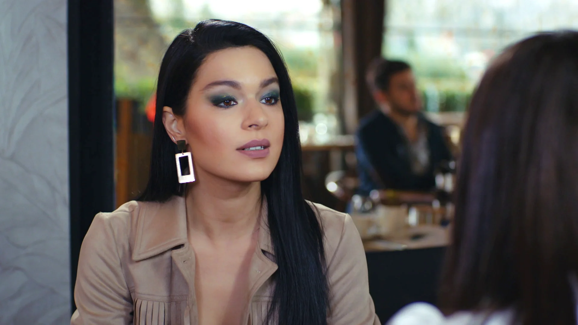 Zehra advierte a Leyla: “No te dejes engañar, mi padre nunca renunciará a Yildiz” Zehra advierte a Leyla: “No te dejes engañar, mi padre nunca renunciará a Yildiz”