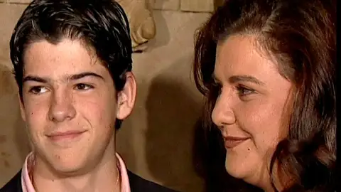 Cristina Blanco y su hijo Miguel Ángel Muñoz Cristina Blanco y su hijo Miguel Ángel Muñoz