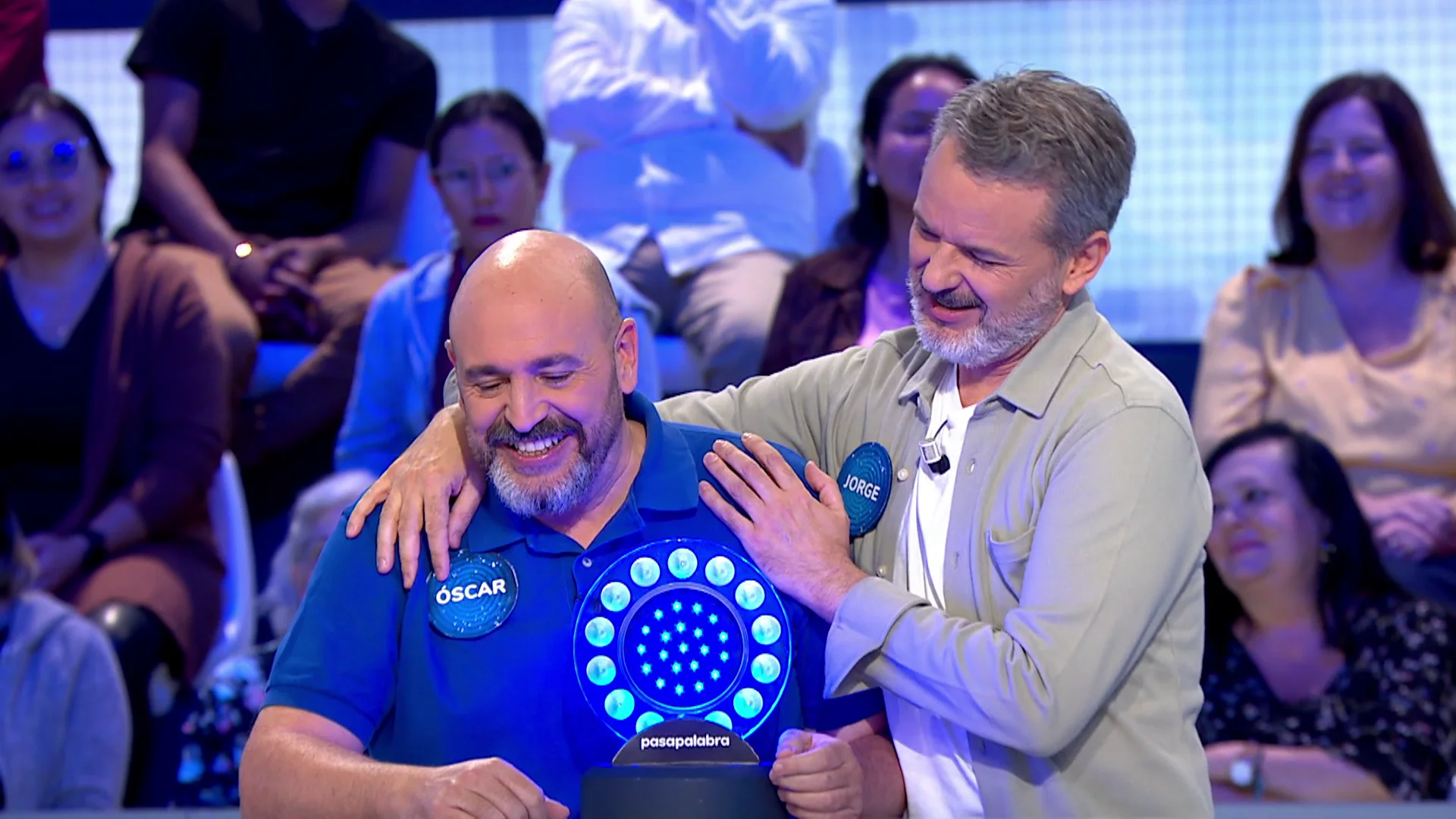 ¡Qué presión! Óscar contiene la ‘ayuda’ de Jorge Lucas: “Está bastante prohibido” ¡Qué presión! Óscar contiene la ‘ayuda’ de Jorge Lucas: “Está bastante prohibido”