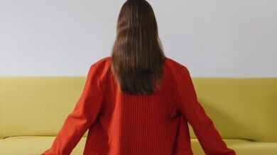 El terrorífico mensaje que encontró una mujer en una chaqueta recién comprada: 