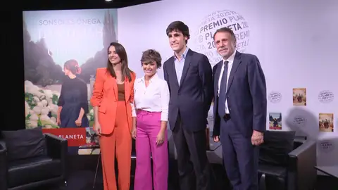 'Las hijas de la criada' de Sonsoles Ónega Antena 3 Noticias
