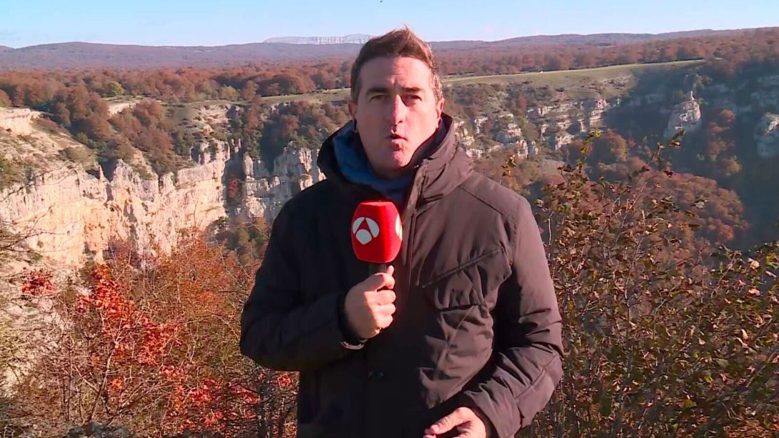 La autopsia revela que el padre que ha matado a su hijo en Navarra se arrojó al vacío con el niño aún con vida
