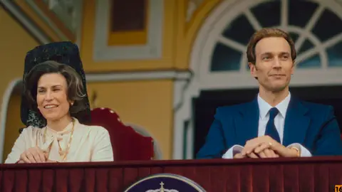 Cristo y Rey Cristo y Rey