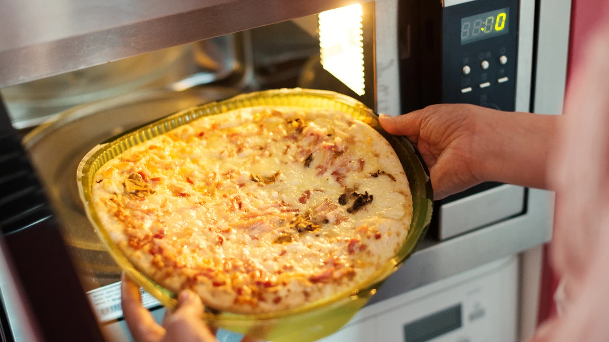 Pizza precocinada