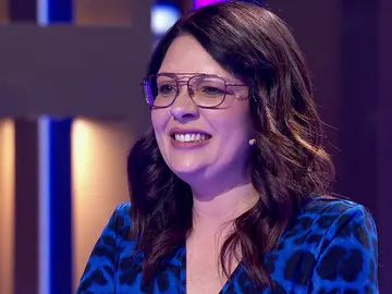 ¡Qué mala suerte! Conchi sufre la picadura de una avispa en el peor momento ¡Qué mala suerte! Conchi sufre la picadura de una avispa en el peor momento