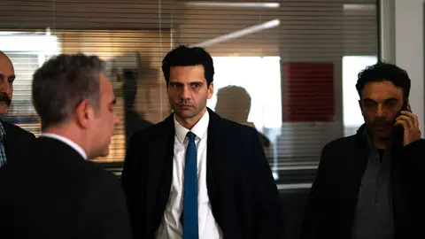 En el último capítulo de Secretos de familia: Una dolorosa despedida y un nuevo complot contra Ilgaz En el último capítulo de Secretos de familia: Una dolorosa despedida y un nuevo complot contra Ilgaz