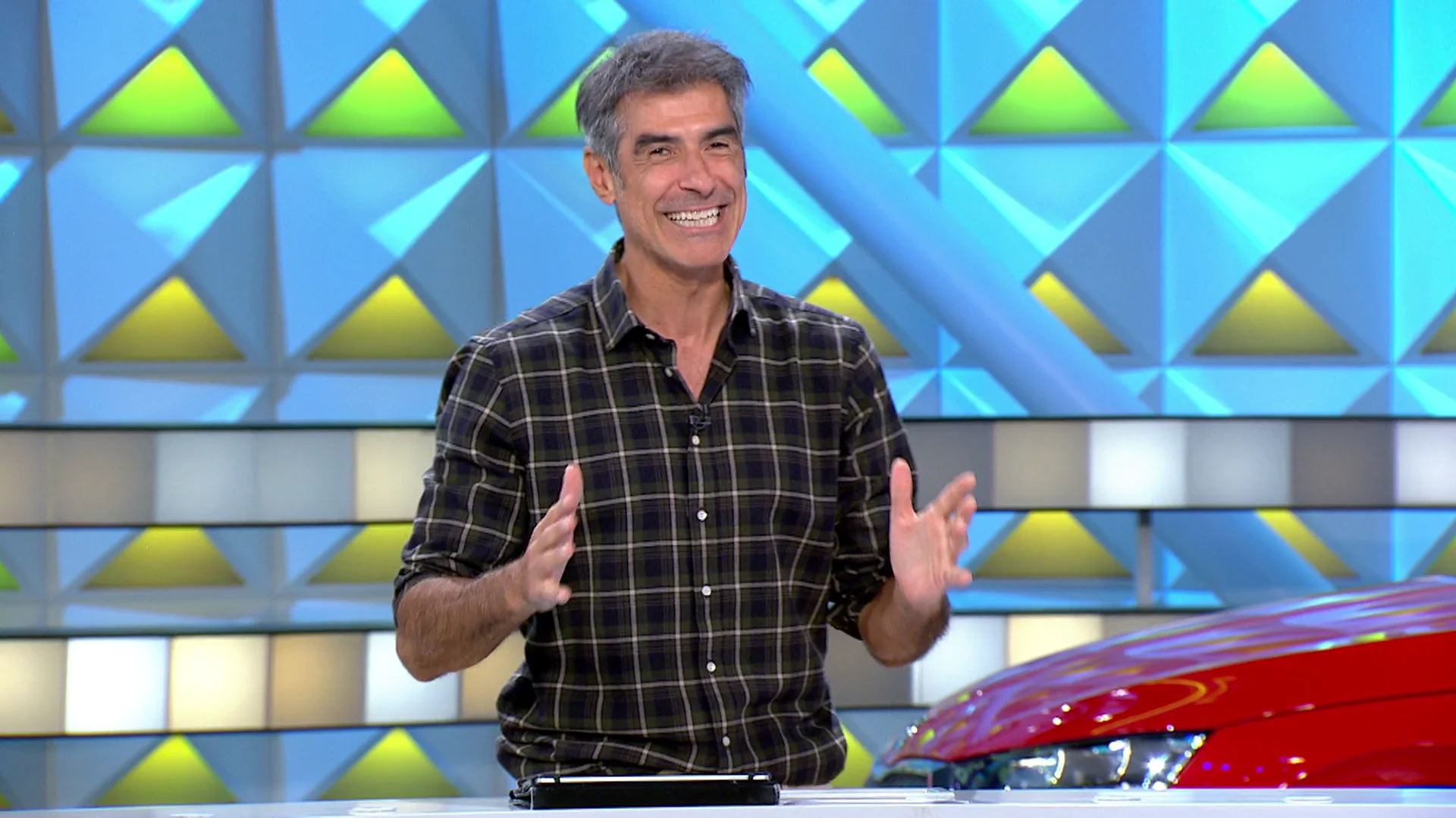 Jorge Fern&aacute;ndez, sobre un estudio de las vacas: "Pues tampoco se diferencian tanto de nosotros"