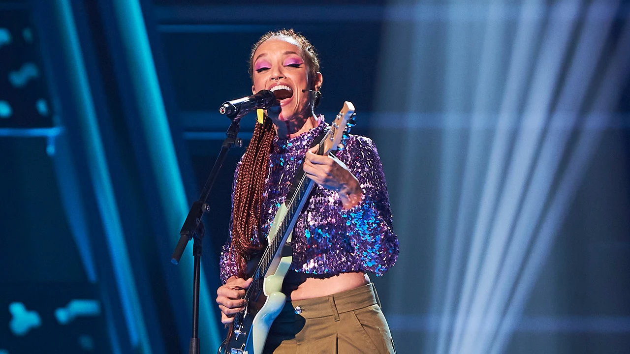 &iexcl;Originalidad en estado puro! Anna crea la versi&oacute;n m&aacute;s especial de September 