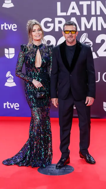 Antonio Banderas y Nicole Kimpel en los Latin Grammy 2023 Antonio Banderas y Nicole Kimpel en los Latin Grammy 2023