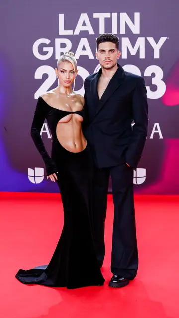 Jessica Goicoechea y Marc Bartra, en los Premios Latin Grammy 2023 Jessica Goicoechea y Marc Bartra, en los Premios Latin Grammy 2023